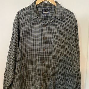 Men’s Rip Curl Plaid button down shirt